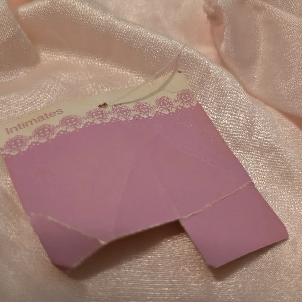 Vandemere NWT Vintage Light Pink Nightgown Women's Size Medium - Picture 7 of 11